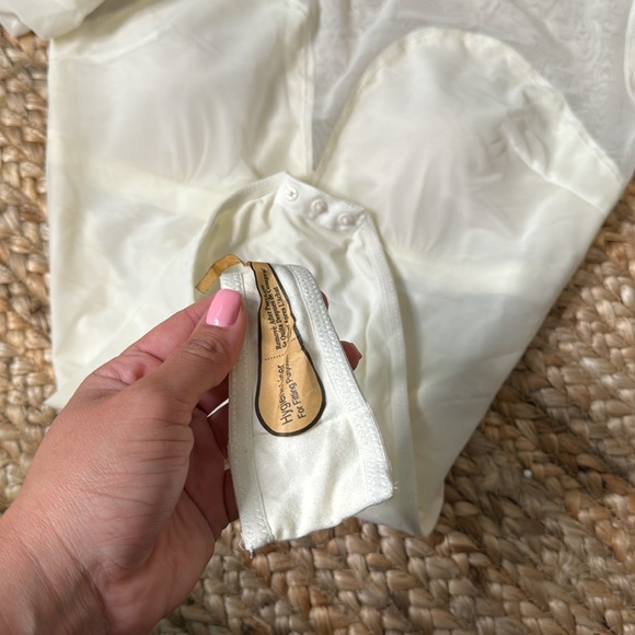 Shapewear bodysuit - Picture 4 of 7